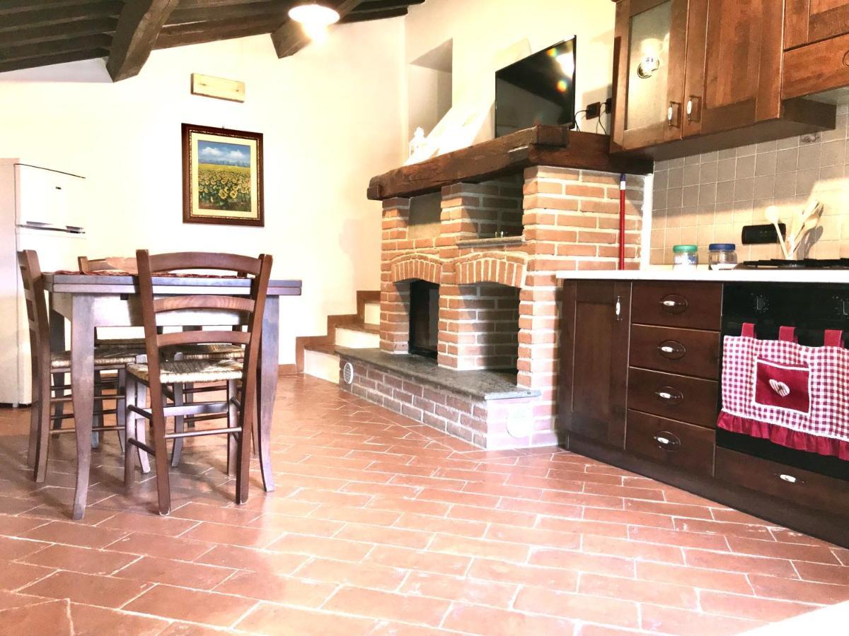 Agriturismo Podere Casano Radicofani Exterior foto